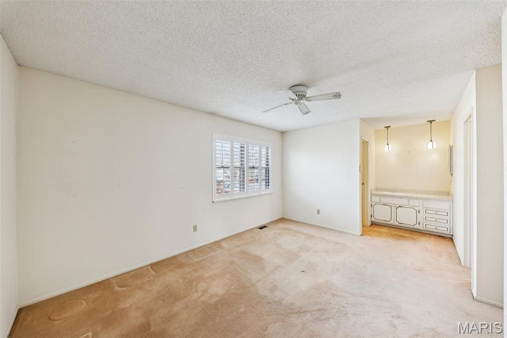 Hidden Meadow Condo 6 - Residential