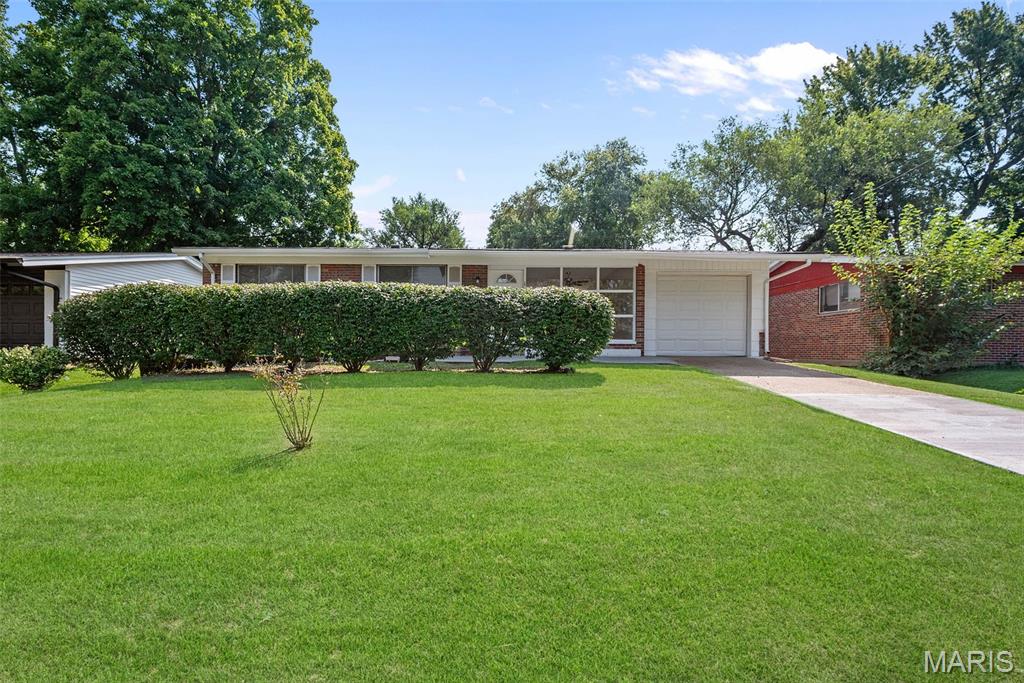 Hathaway Manor 6 - Residential