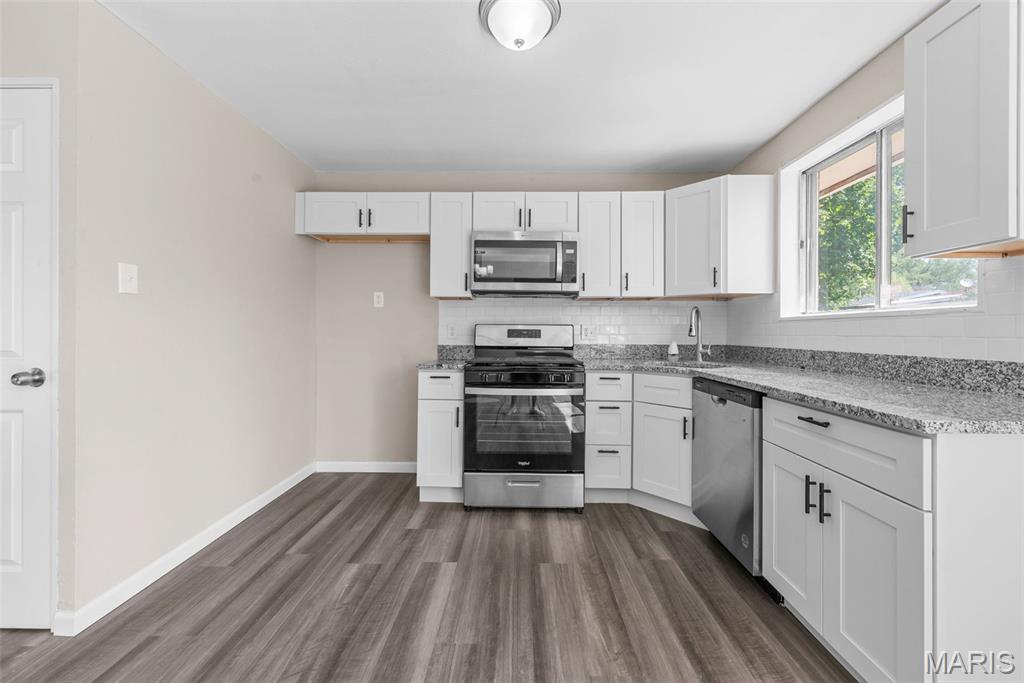 Hathaway Manor 6 - Residential