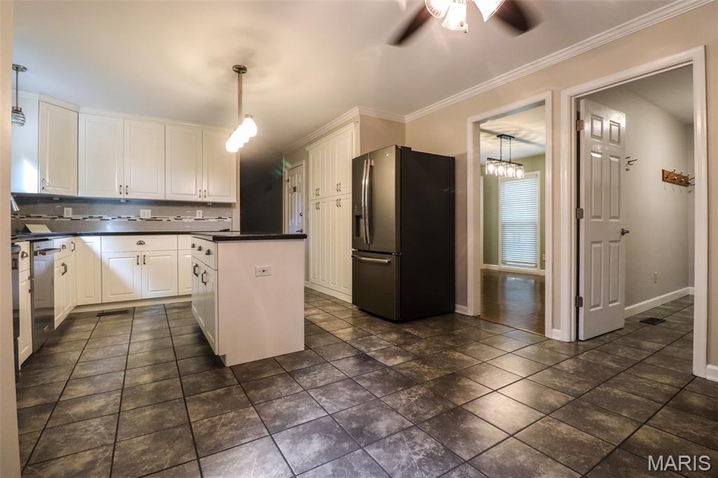 Saddle Ridge - Residential