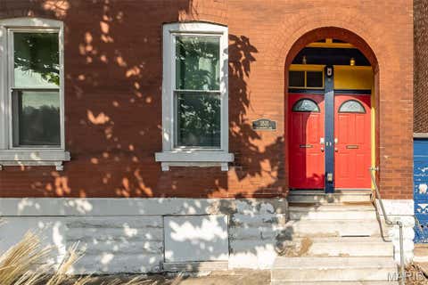 Tiny photo for 3531 California Avenue, St Louis, MO 63118 (MLS # 26049125)
