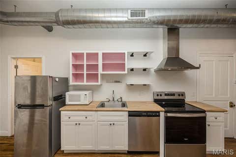 Tiny photo for 3531 California Avenue, St Louis, MO 63118 (MLS # 26049125)
