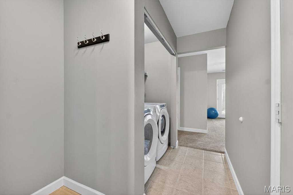 Crown Pointe Bldg 40 - Residential