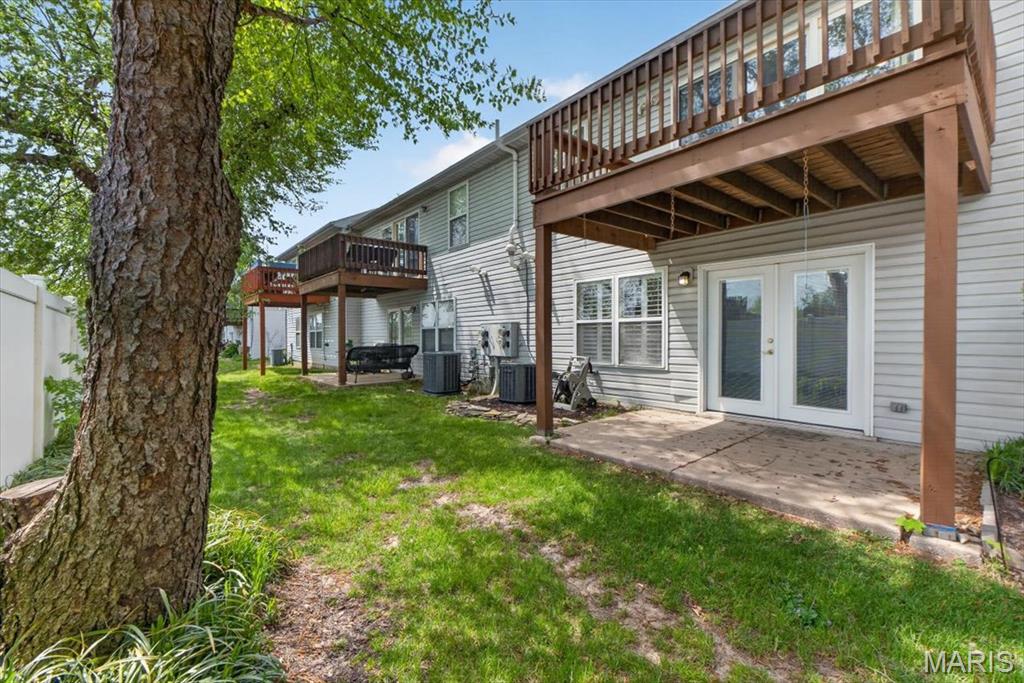 Crown Pointe Bldg 40 - Residential