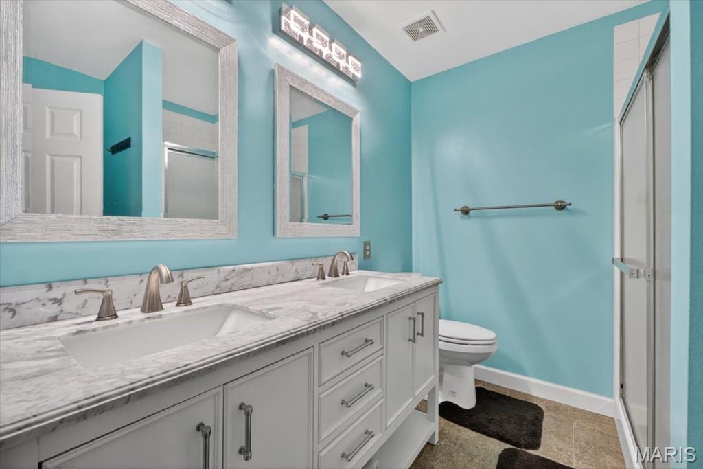 Crown Pointe Bldg 40 - Residential