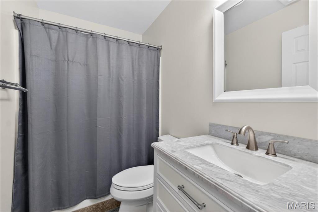 Crown Pointe Bldg 40 - Residential