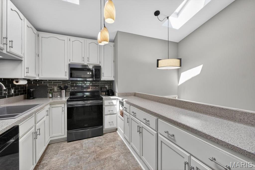 Crown Pointe Bldg 40 - Residential