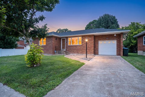 Photo of 5479 Clifton Avenue, St Louis, MO 63109 (MLS # 26058328)