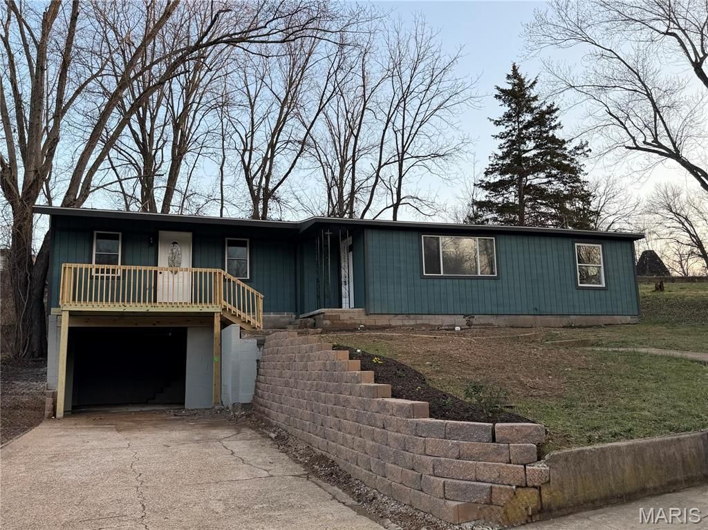 Photo of 208 E High Street, Steelville, MO 65565 (MLS # 26013471)