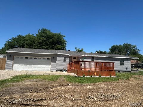 Tiny photo for 131 Bynum Street, Sikeston, MO 63801 (MLS # 26030257)