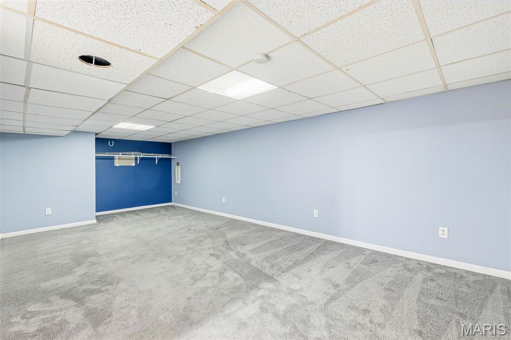 Crestwood Manor - Residential