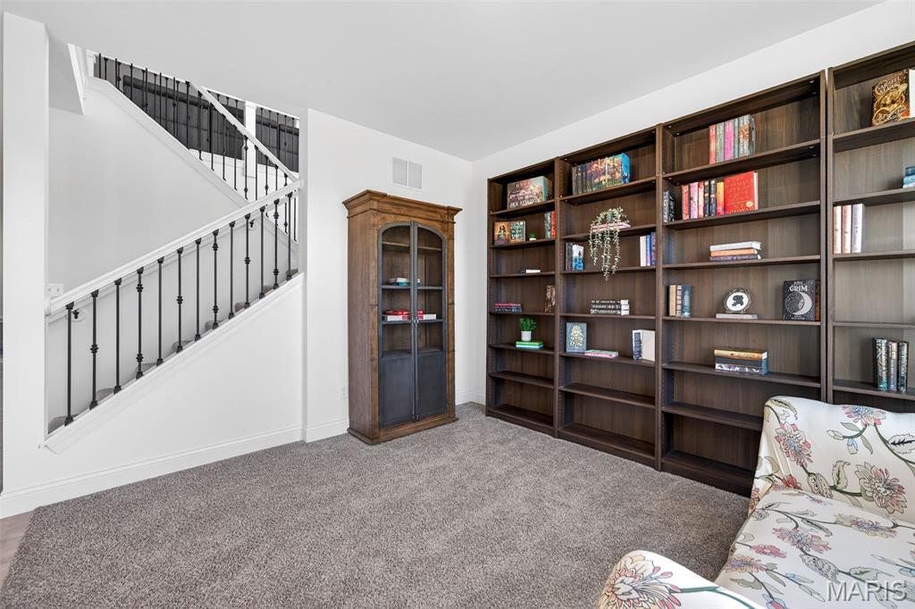 Est At Huntleigh Ridge #1 - Residential