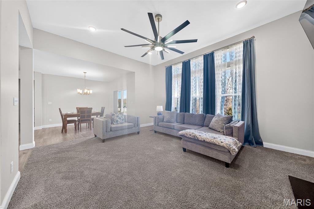 Est At Huntleigh Ridge #1 - Residential