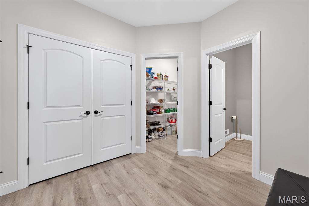 Est At Huntleigh Ridge #1 - Residential