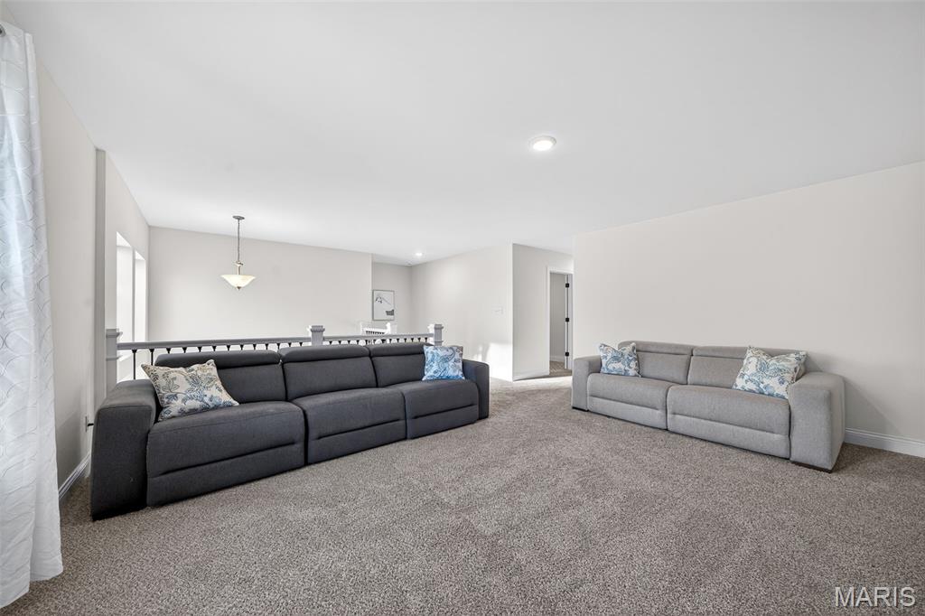 Est At Huntleigh Ridge #1 - Residential