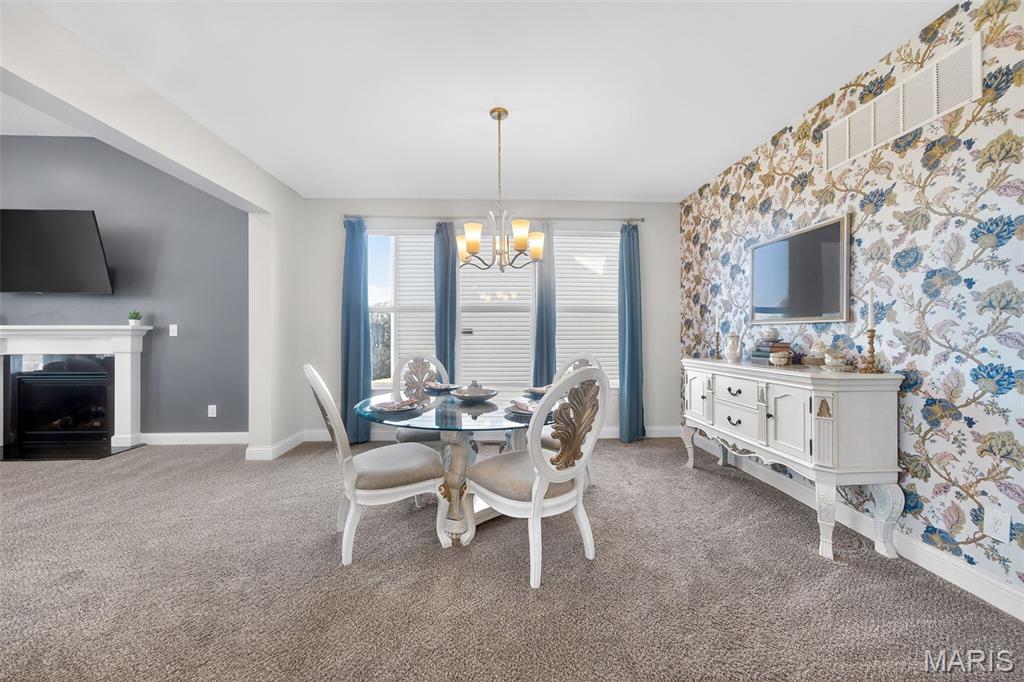 Est At Huntleigh Ridge #1 - Residential