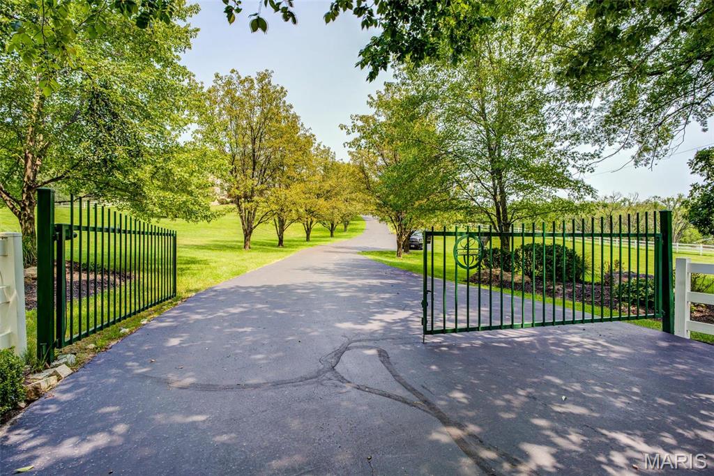 Bassett Woods - Residential