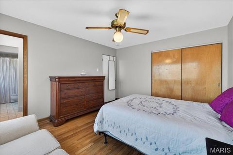 Tiny photo for 6 Nassau Circle, Creve Coeur, MO 63146 (MLS # 26014648)