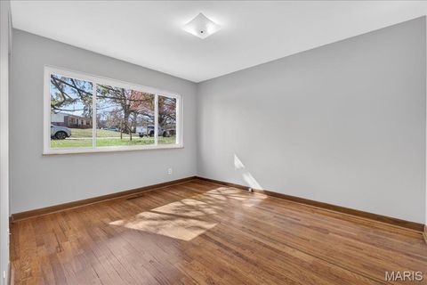 Tiny photo for 6 Nassau Circle, Creve Coeur, MO 63146 (MLS # 26014648)