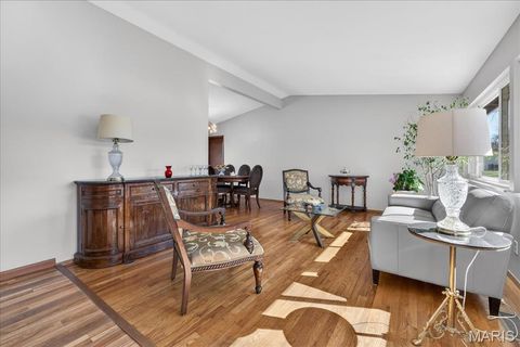 Tiny photo for 6 Nassau Circle, Creve Coeur, MO 63146 (MLS # 26014648)