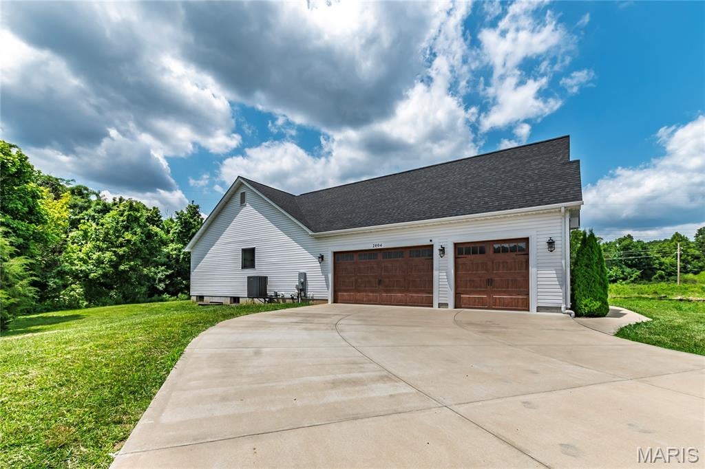 2804 Heather Wood Lane