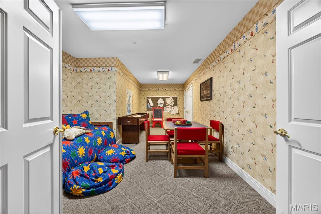 August Hill On Conway One - Residential