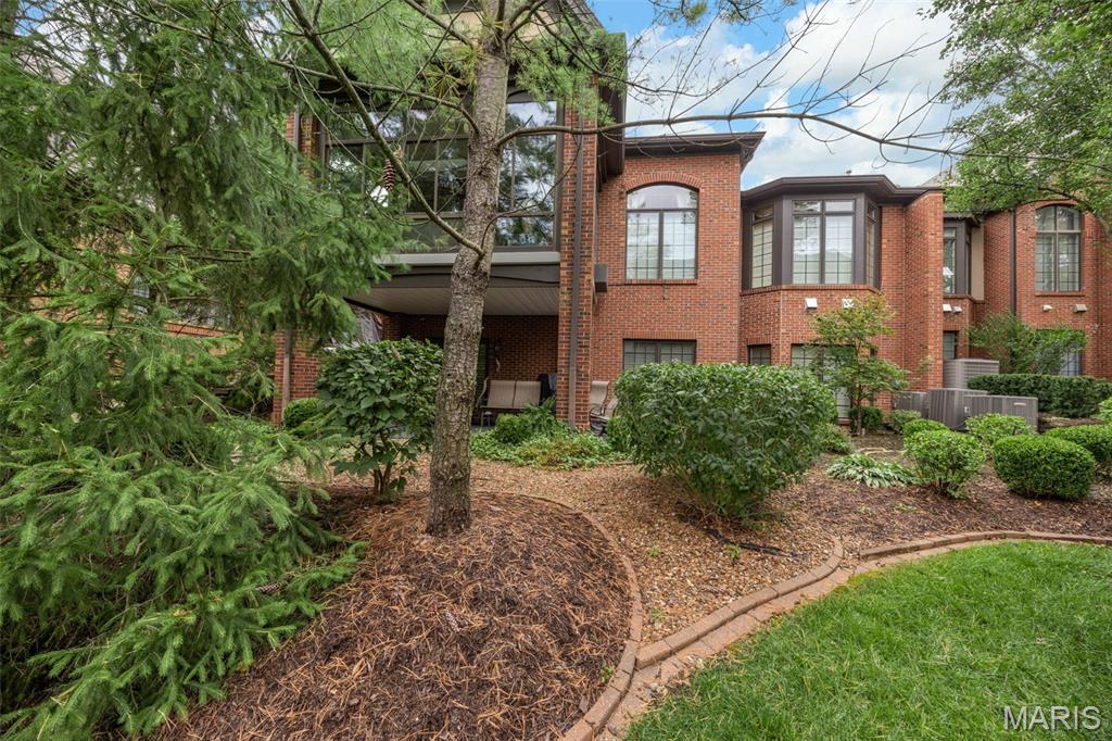 August Hill On Conway One - Residential