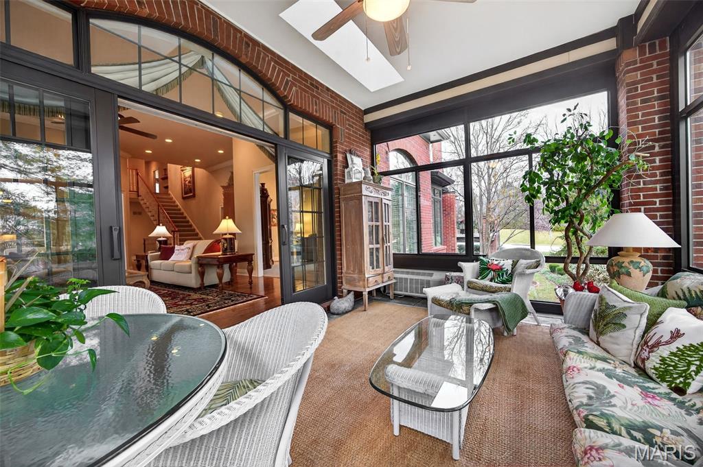 August Hill On Conway One - Residential