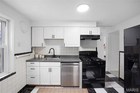 Tiny photo for 813 Chain Of Rocks Drive, St Louis, MO 63137 (MLS # 25068920)