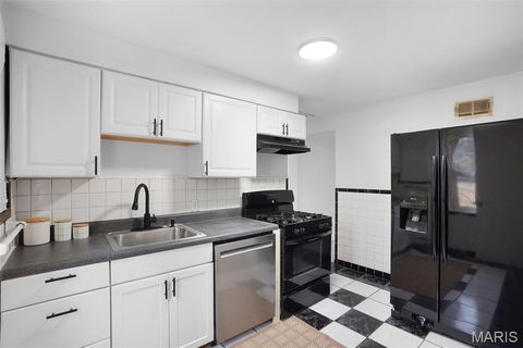 Tiny photo for 813 Chain Of Rocks Drive, St Louis, MO 63137 (MLS # 25068920)