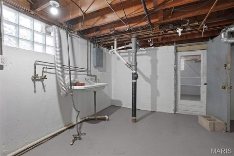 Tiny photo for 813 Chain Of Rocks Drive, St Louis, MO 63137 (MLS # 25068920)