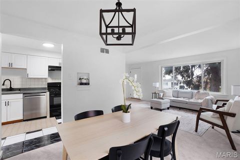 Tiny photo for 813 Chain Of Rocks Drive, St Louis, MO 63137 (MLS # 25068920)