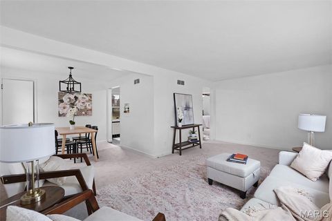 Tiny photo for 813 Chain Of Rocks Drive, St Louis, MO 63137 (MLS # 25068920)