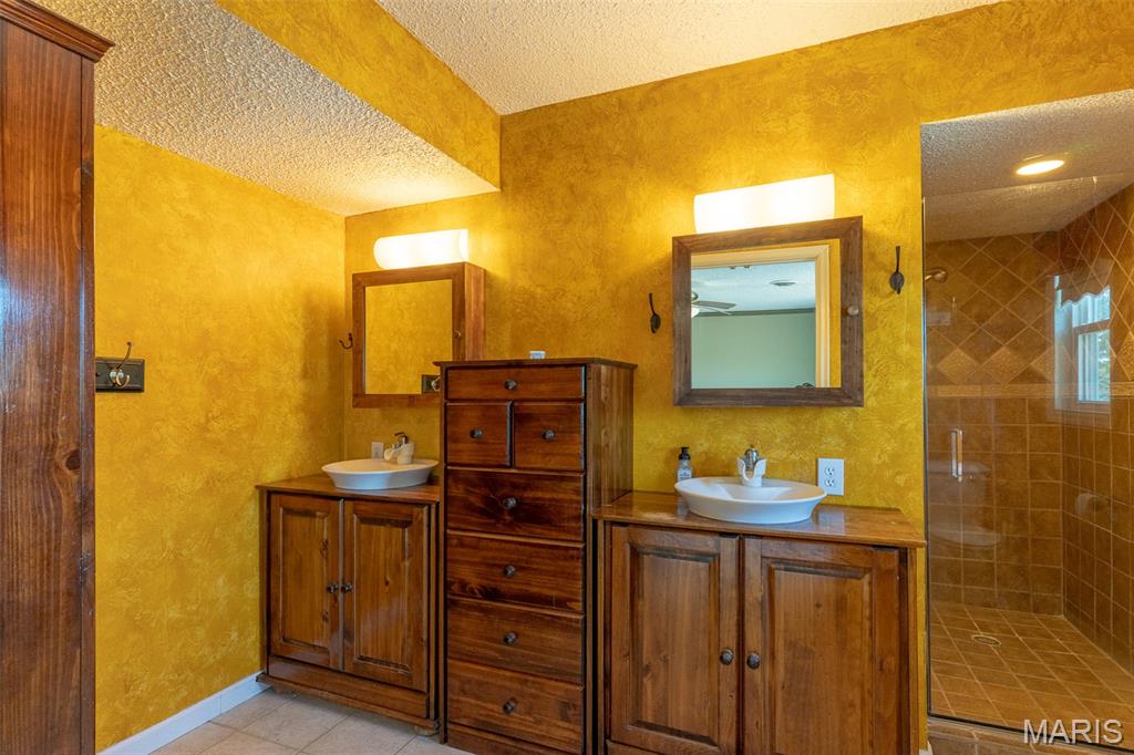 Lsl Koviak #1 Cathy - Residential Lease