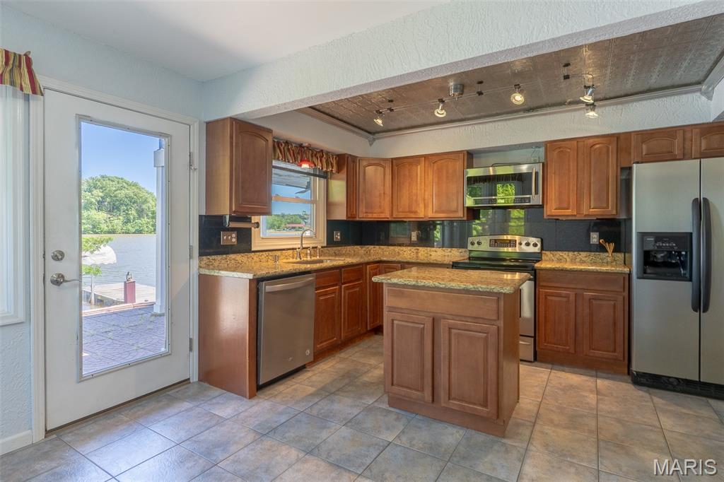 Lsl Koviak #1 Cathy - Residential Lease