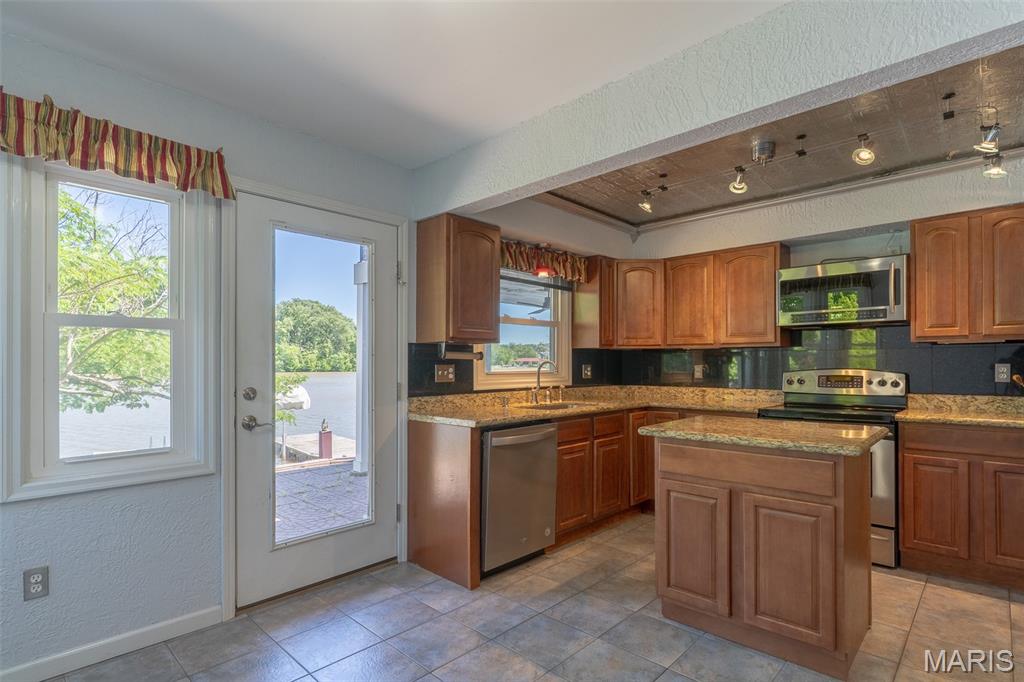 Lsl Koviak #1 Cathy - Residential Lease