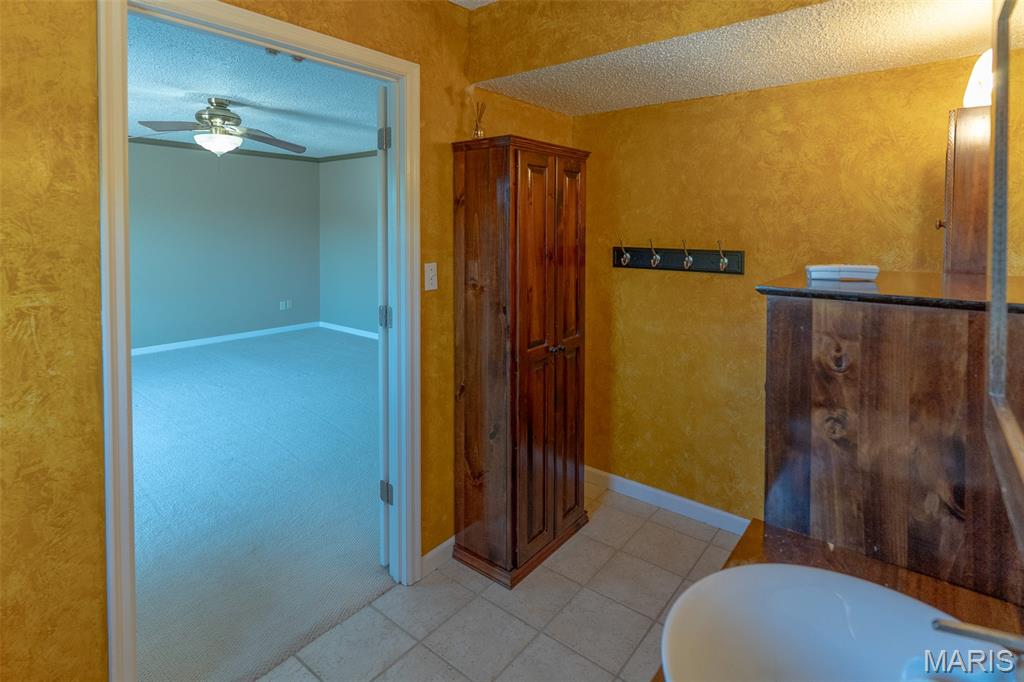 Lsl Koviak #1 Cathy - Residential Lease