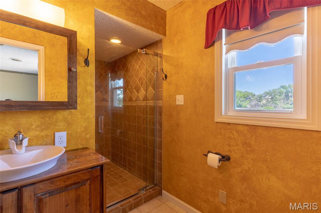 Lsl Koviak #1 Cathy - Residential Lease