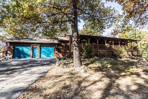 Photo of 893 CR 304, Poplar Bluff, MO 63901 (MLS # 26069653)