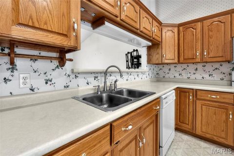 Tiny photo for 846 Aaron Drive, Jackson, MO 63755 (MLS # 26030470)