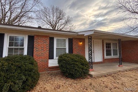 Photo of 11136 Cadigan Drive, Unincorporated, MO 63138 (MLS # 26069228)