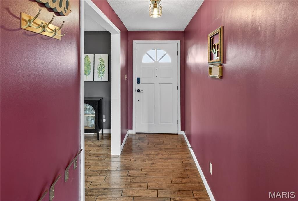 Photo of 237 Rolling Hills Drive, Cape Girardeau, MO 63701 (MLS # 26013930)