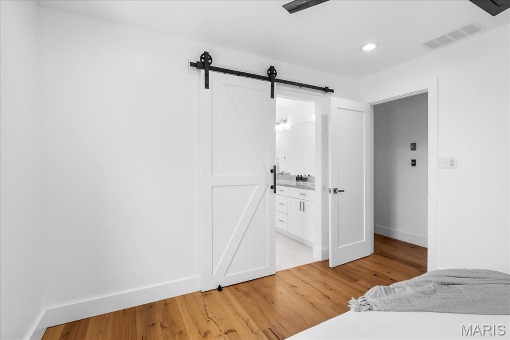 Country Hill Farm 02 - Residential