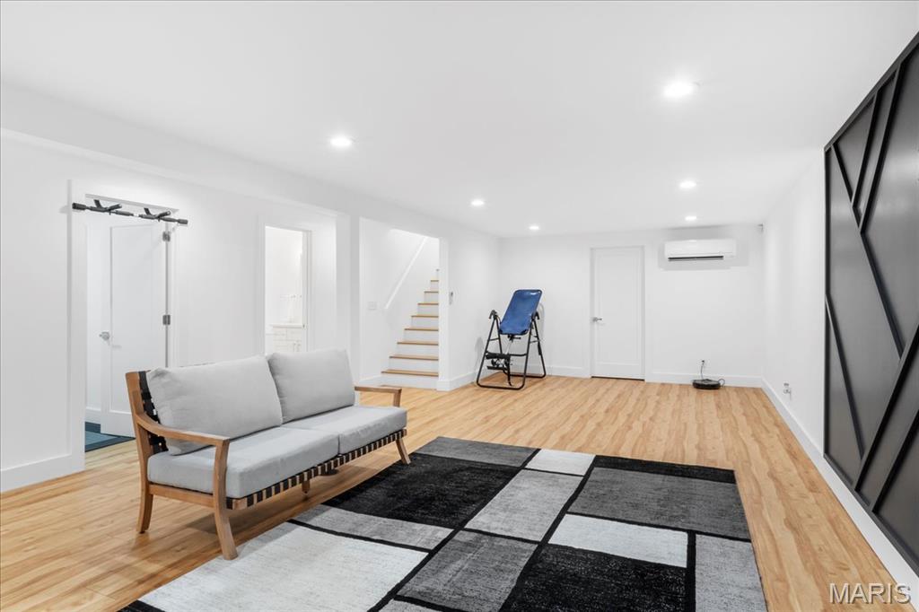 Country Hill Farm 02 - Residential