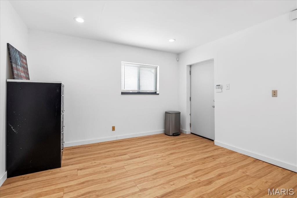 Country Hill Farm 02 - Residential