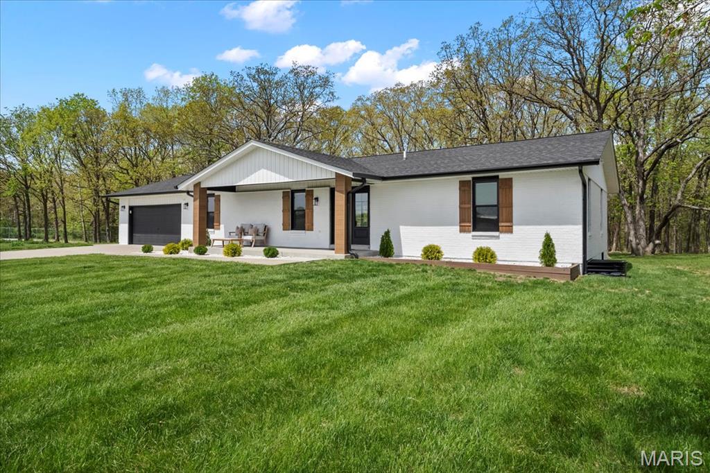 Country Hill Farm 02 - Residential