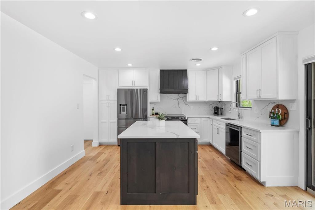 Country Hill Farm 02 - Residential