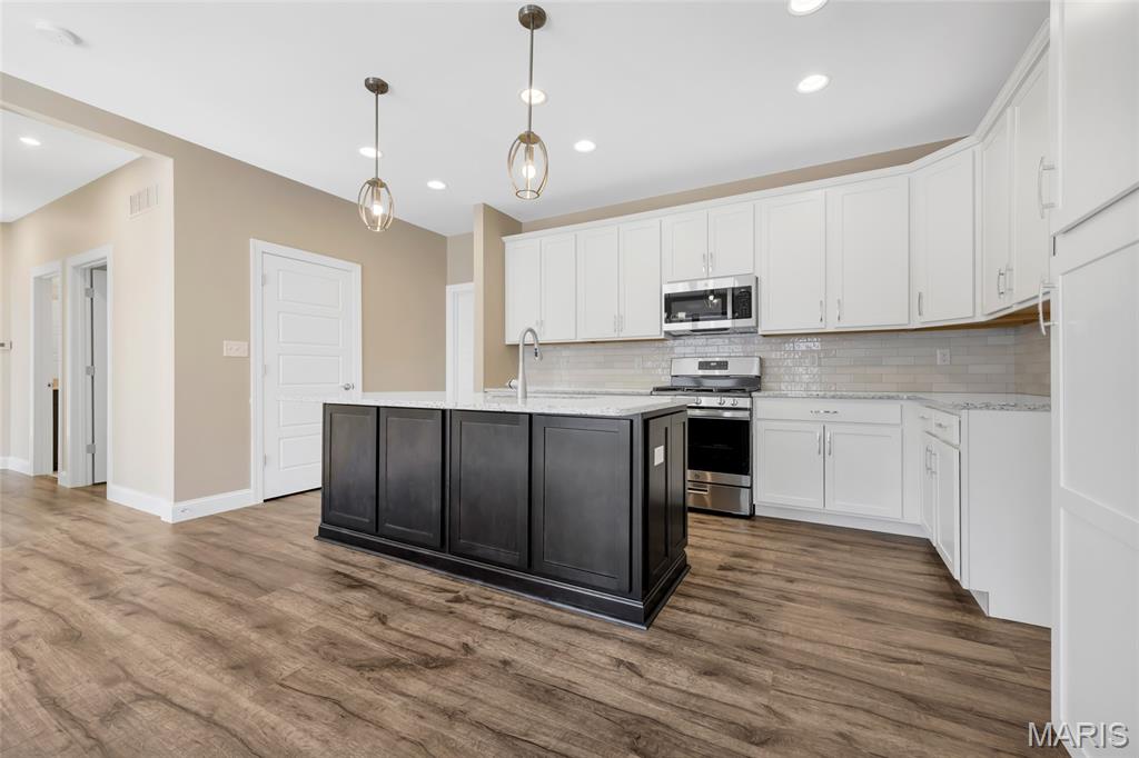 Courtyards At Barathaven - Residential