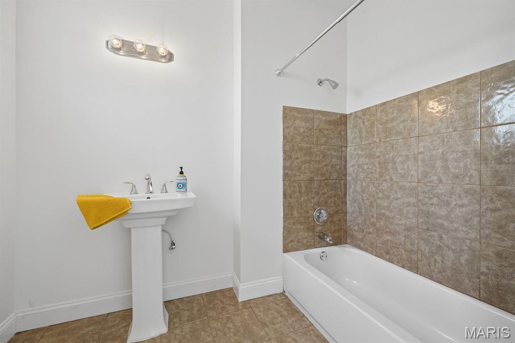 Kingsbury Add - Residential