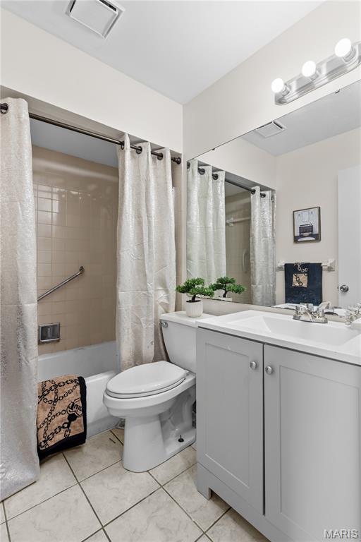 Florissant, Missouri 63034, United States, 3 Bedrooms Bedrooms, ,2 BathroomsBathrooms,Residential,Pending,132520